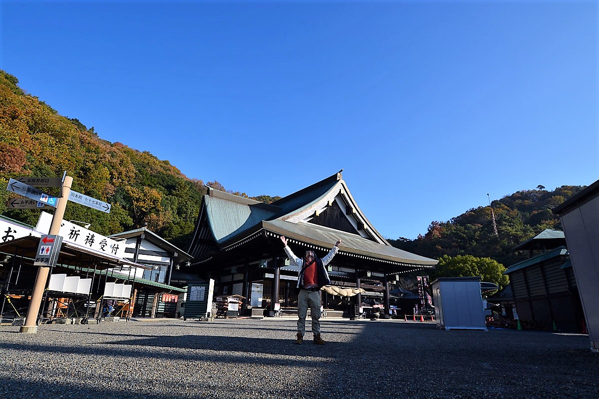 最上稲荷山妙教寺 キャンパーの秘密基地